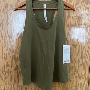 NWT lululemon tank